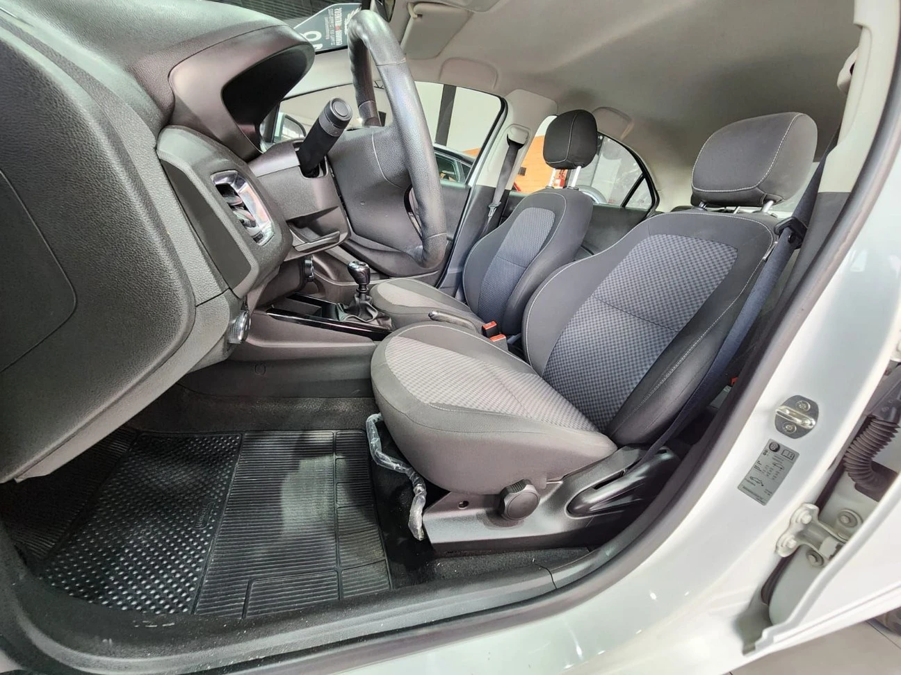 CHEVROLET PRISMA