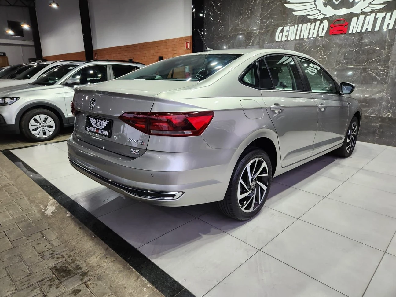 VOLKSWAGEN VIRTUS