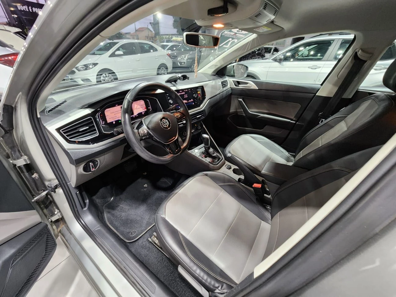 VOLKSWAGEN VIRTUS