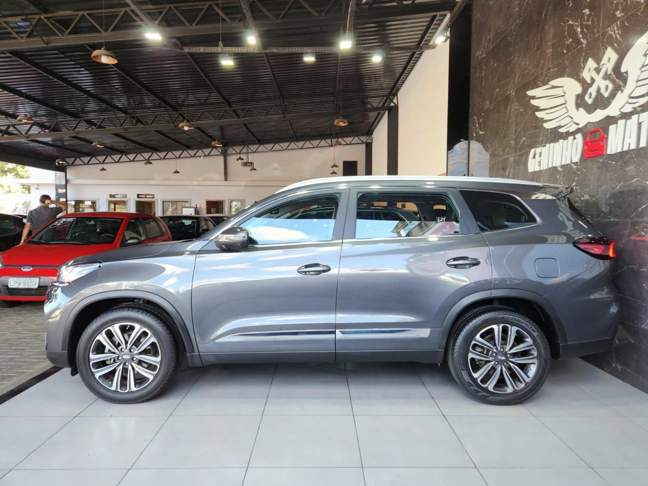 CHERY TIGGO 8