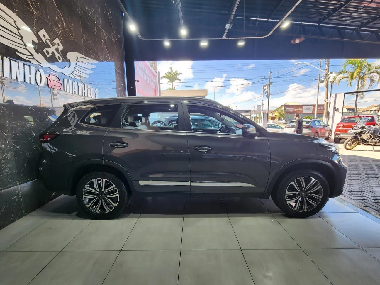 CHERY TIGGO 8