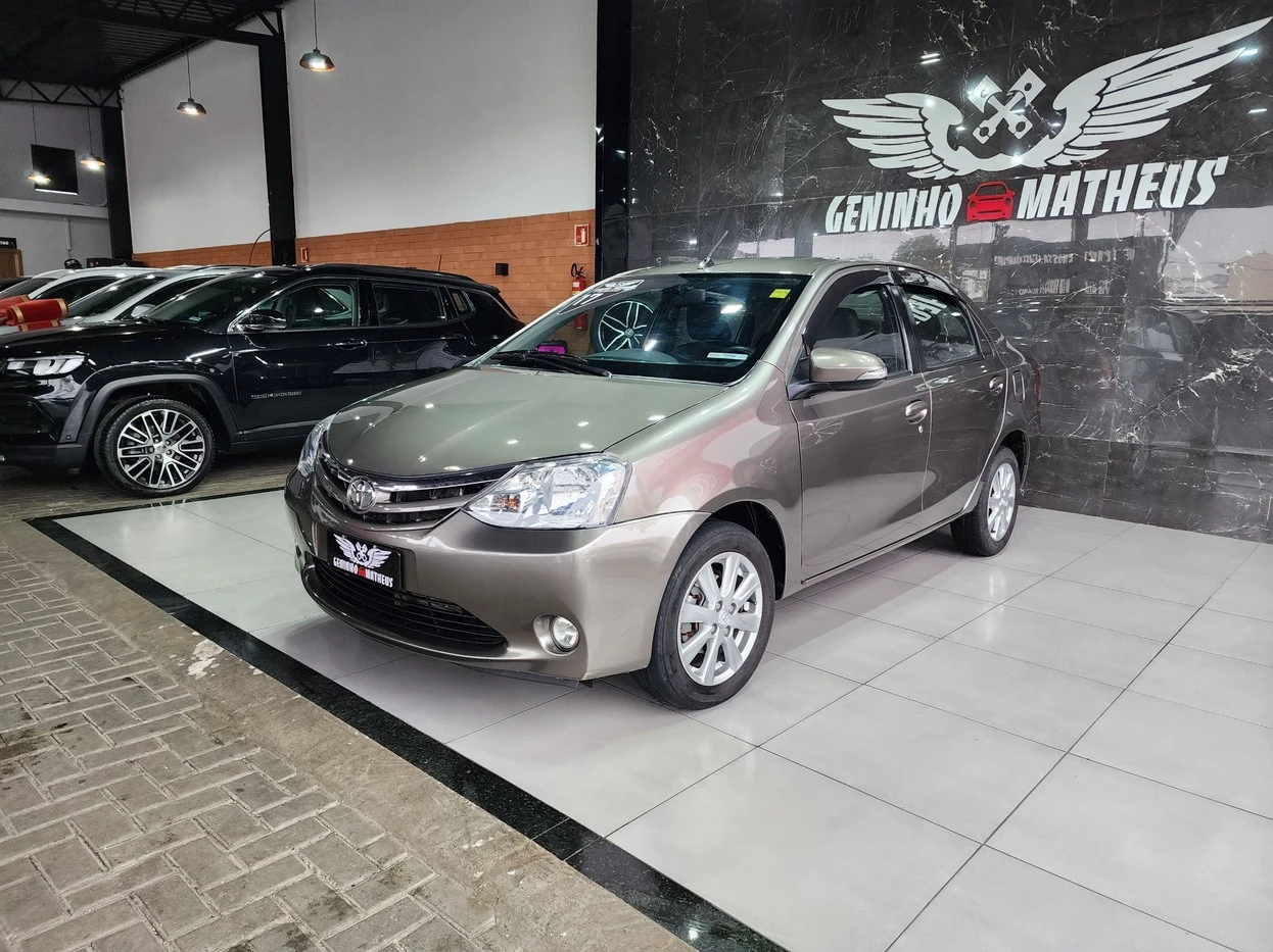 TOYOTA ETIOS