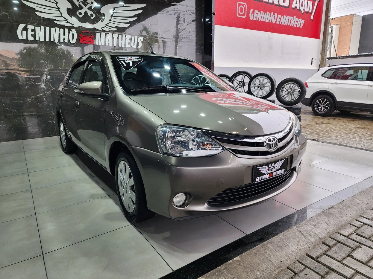 TOYOTA ETIOS