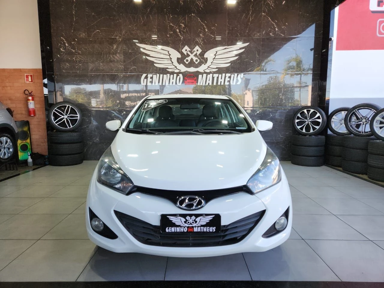 HYUNDAI HB20S