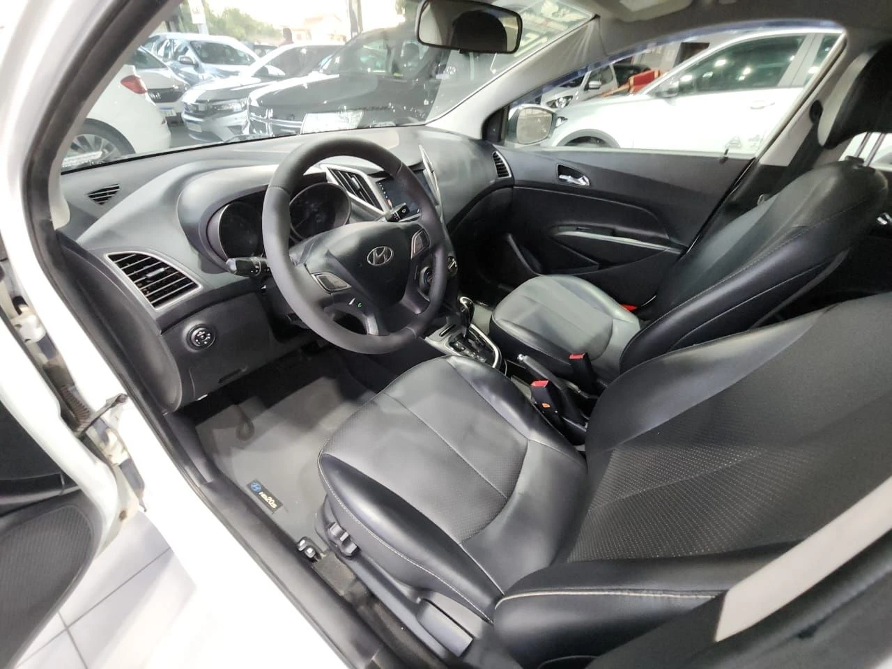 HYUNDAI HB20S