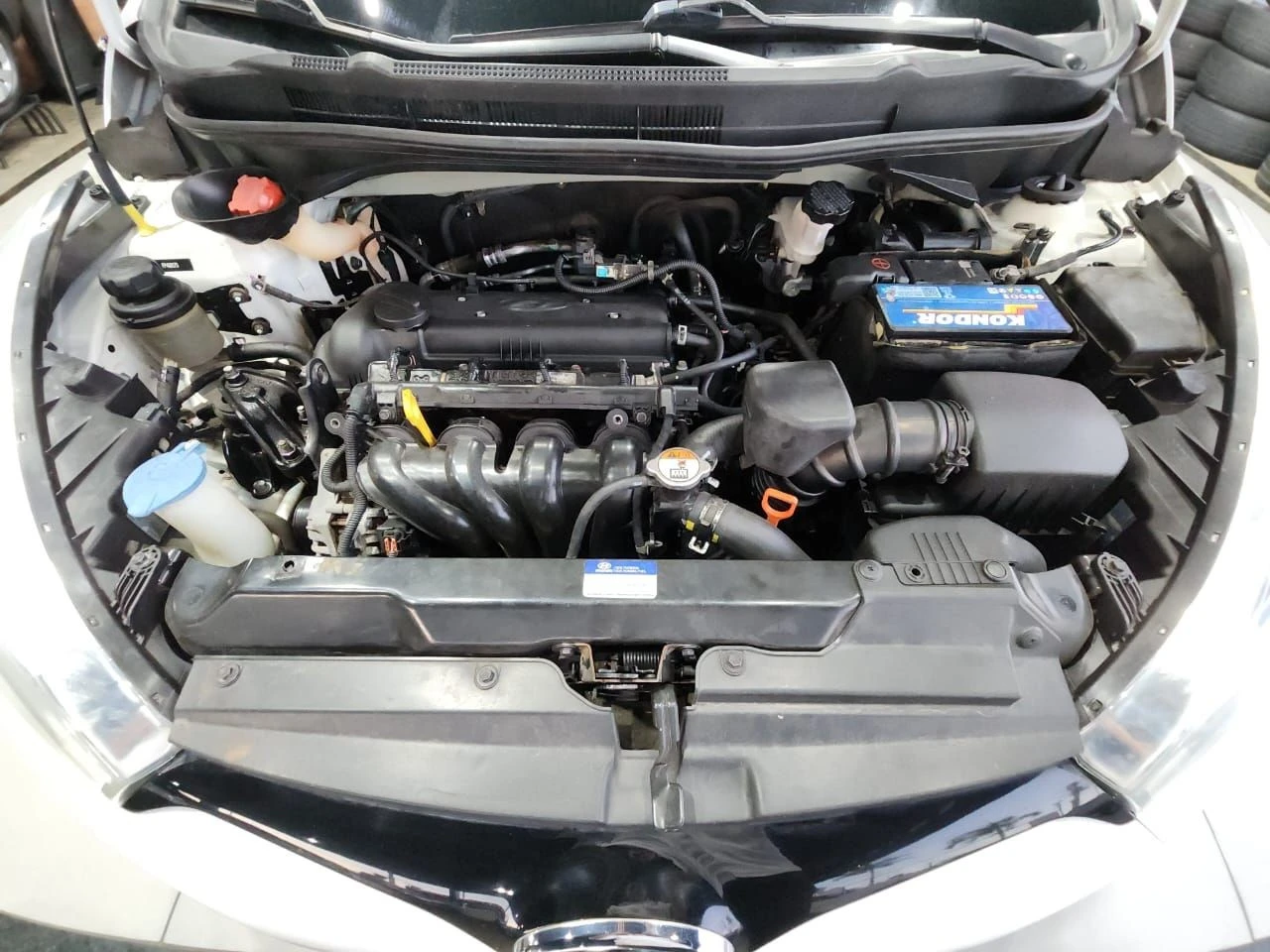 HYUNDAI HB20S