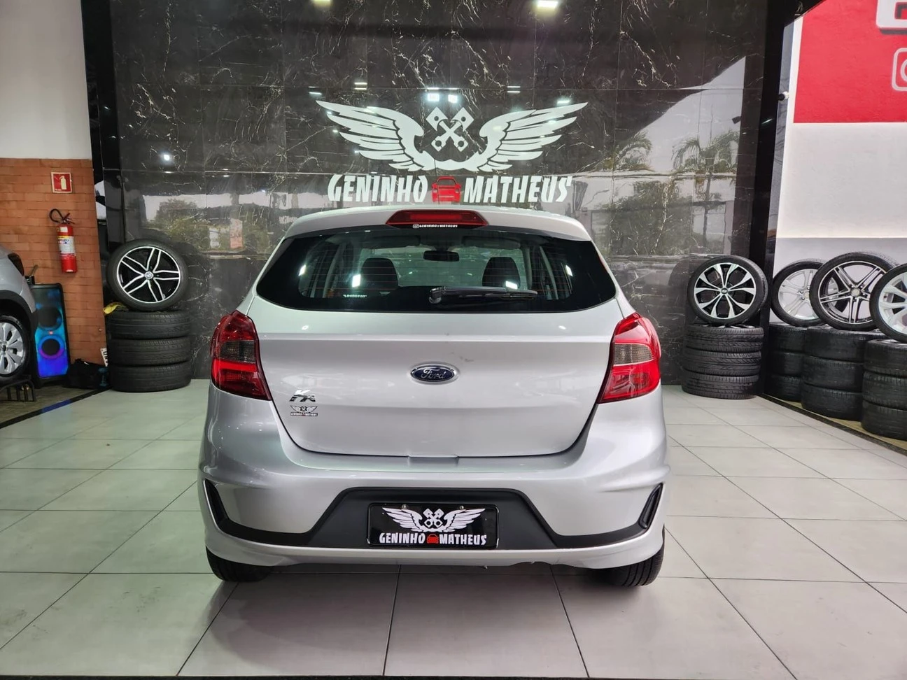 FORD KA