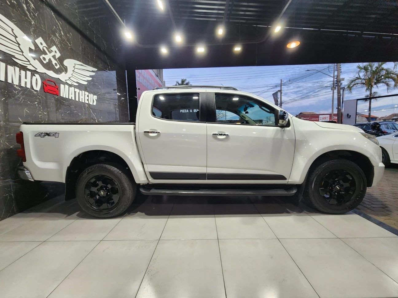 CHEVROLET S10