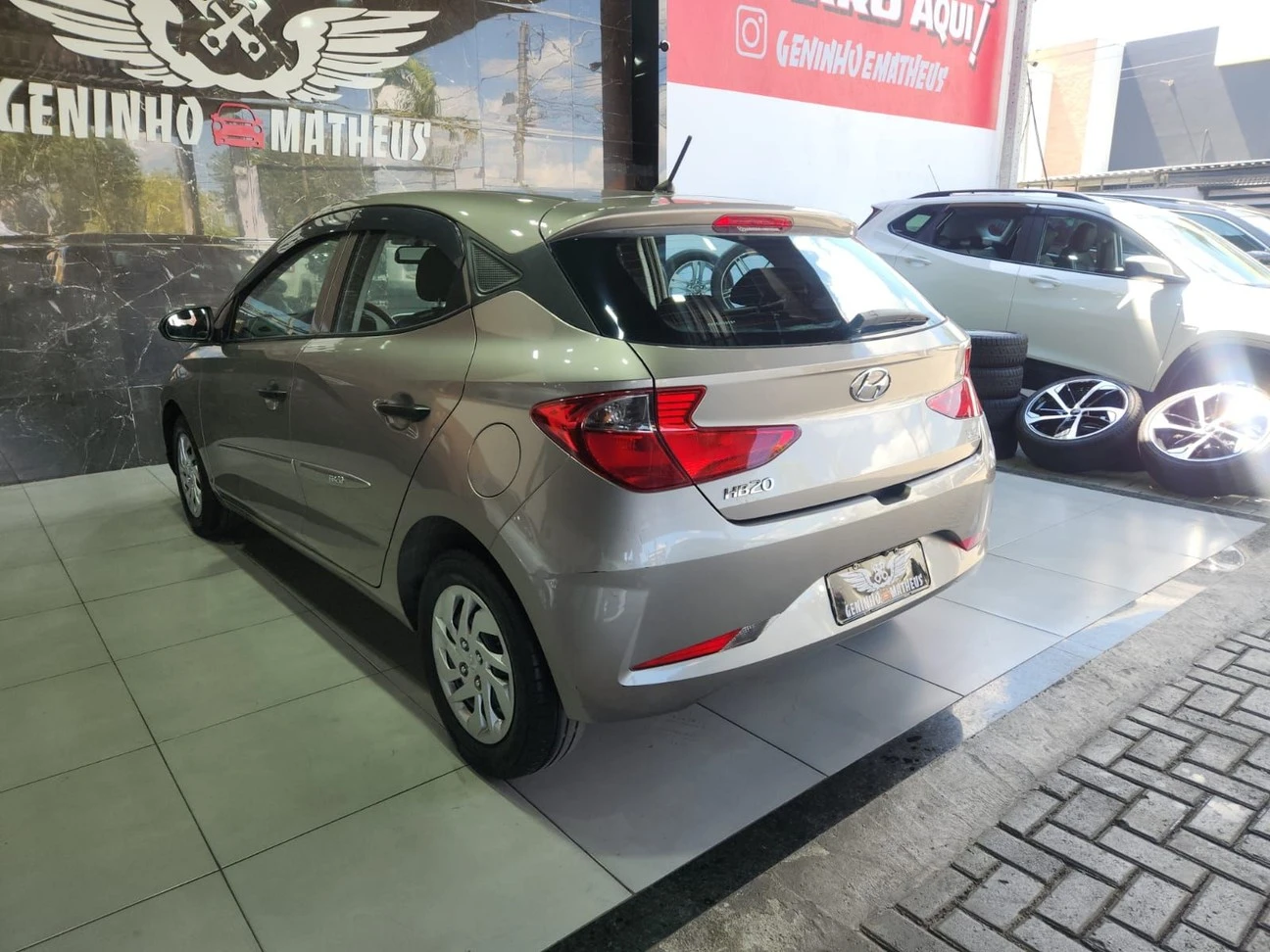 HYUNDAI HB20