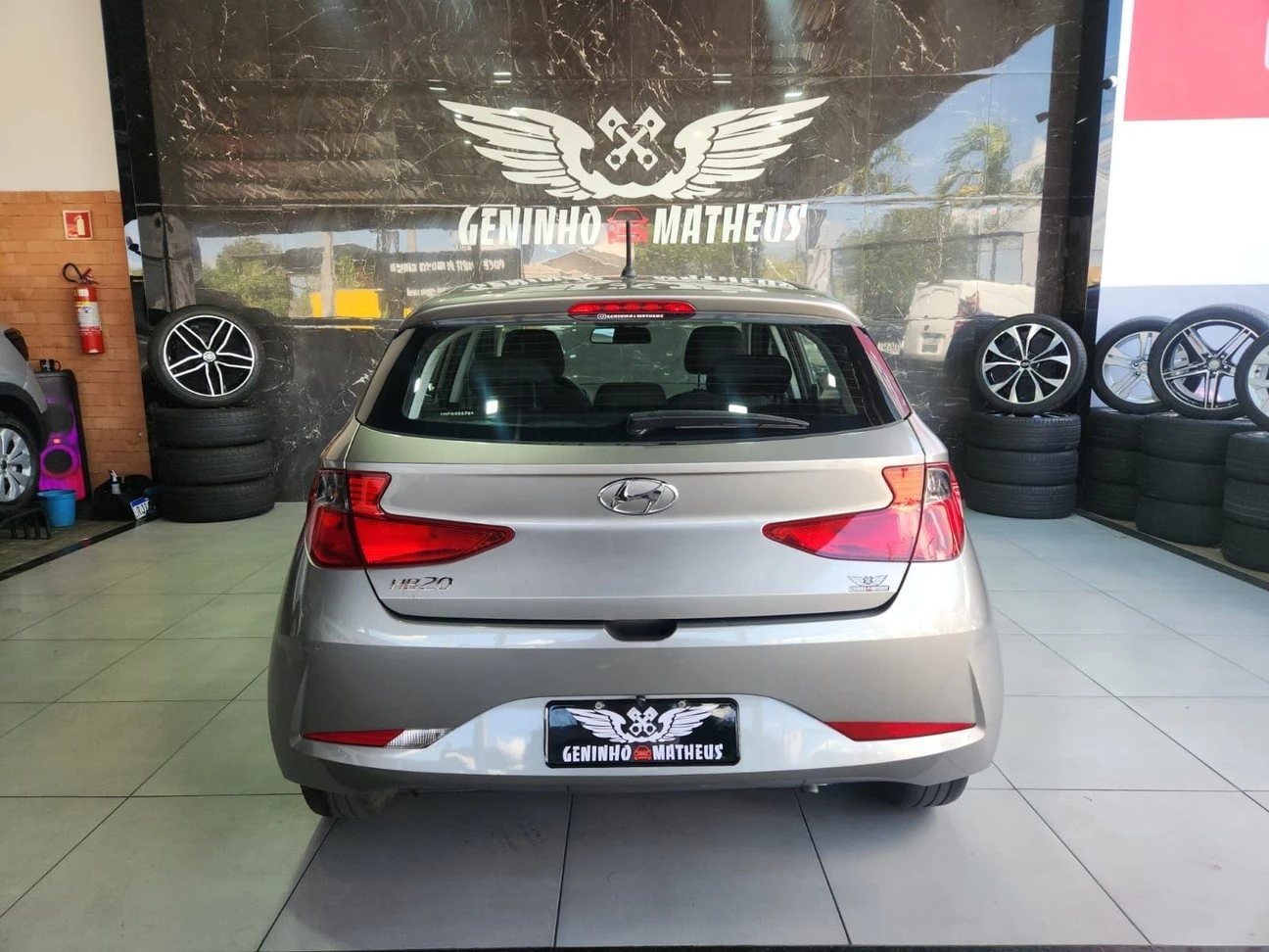 HYUNDAI HB20