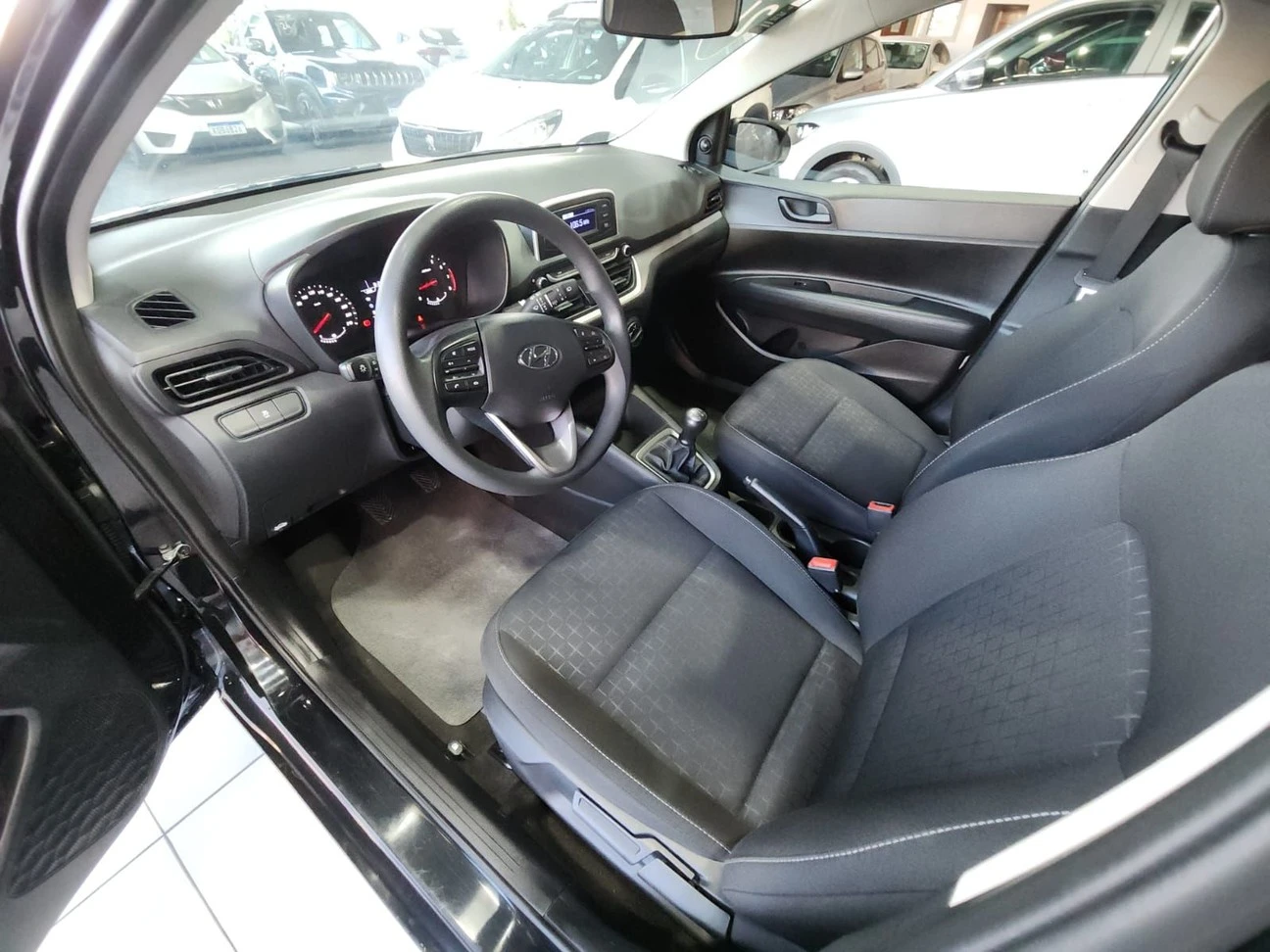 HYUNDAI HB20