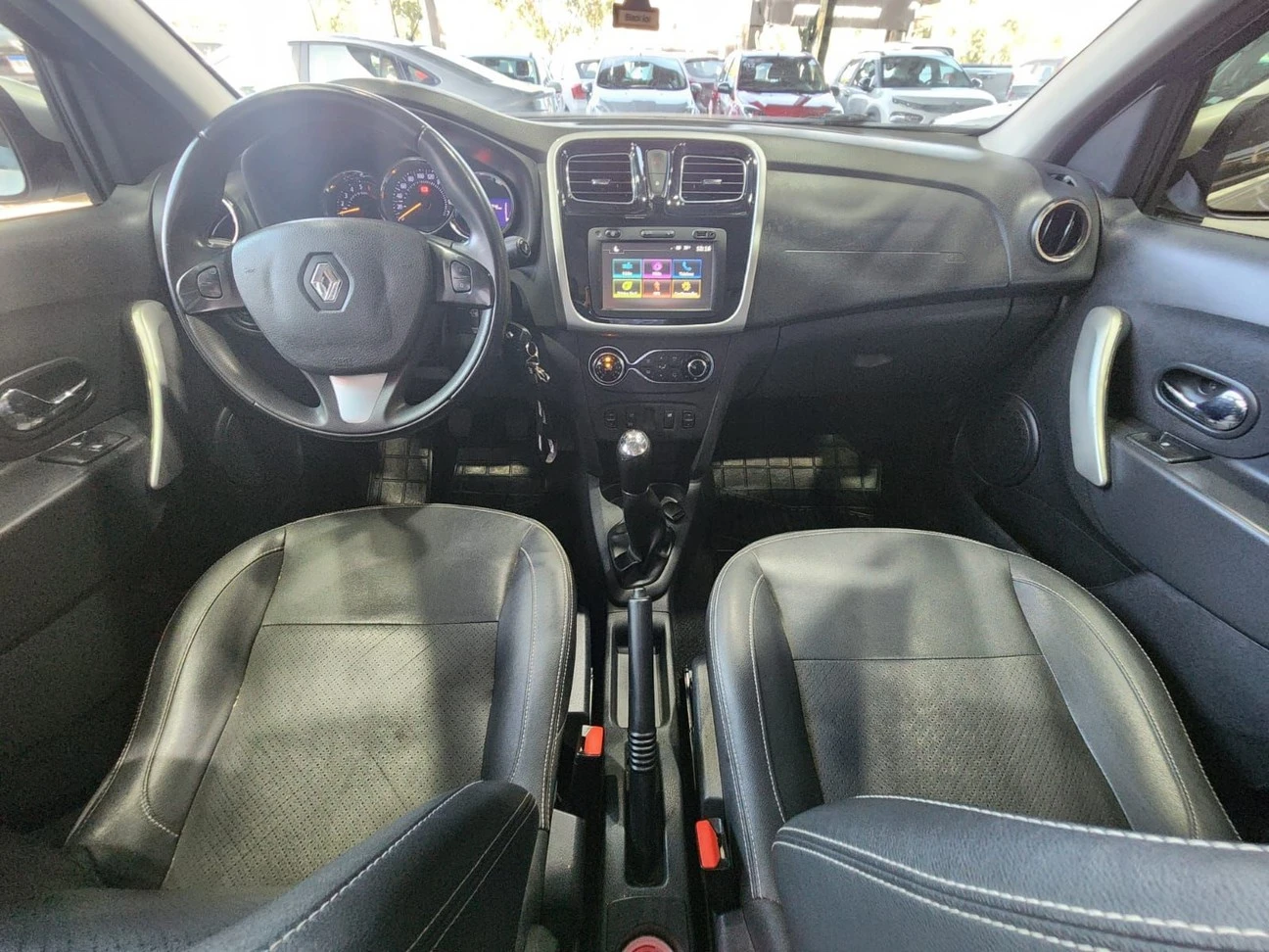 RENAULT SANDERO