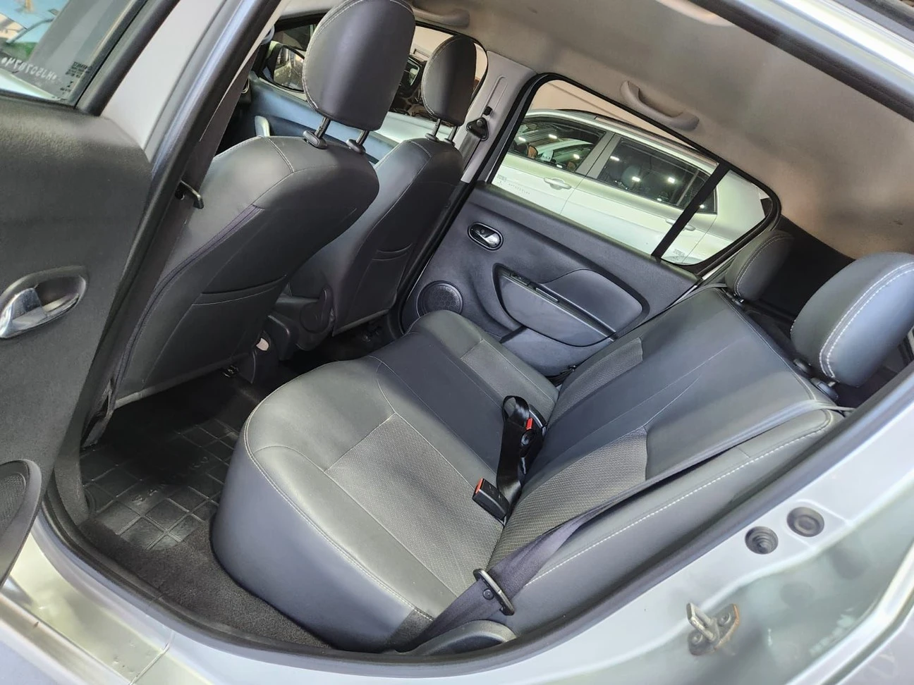 RENAULT SANDERO