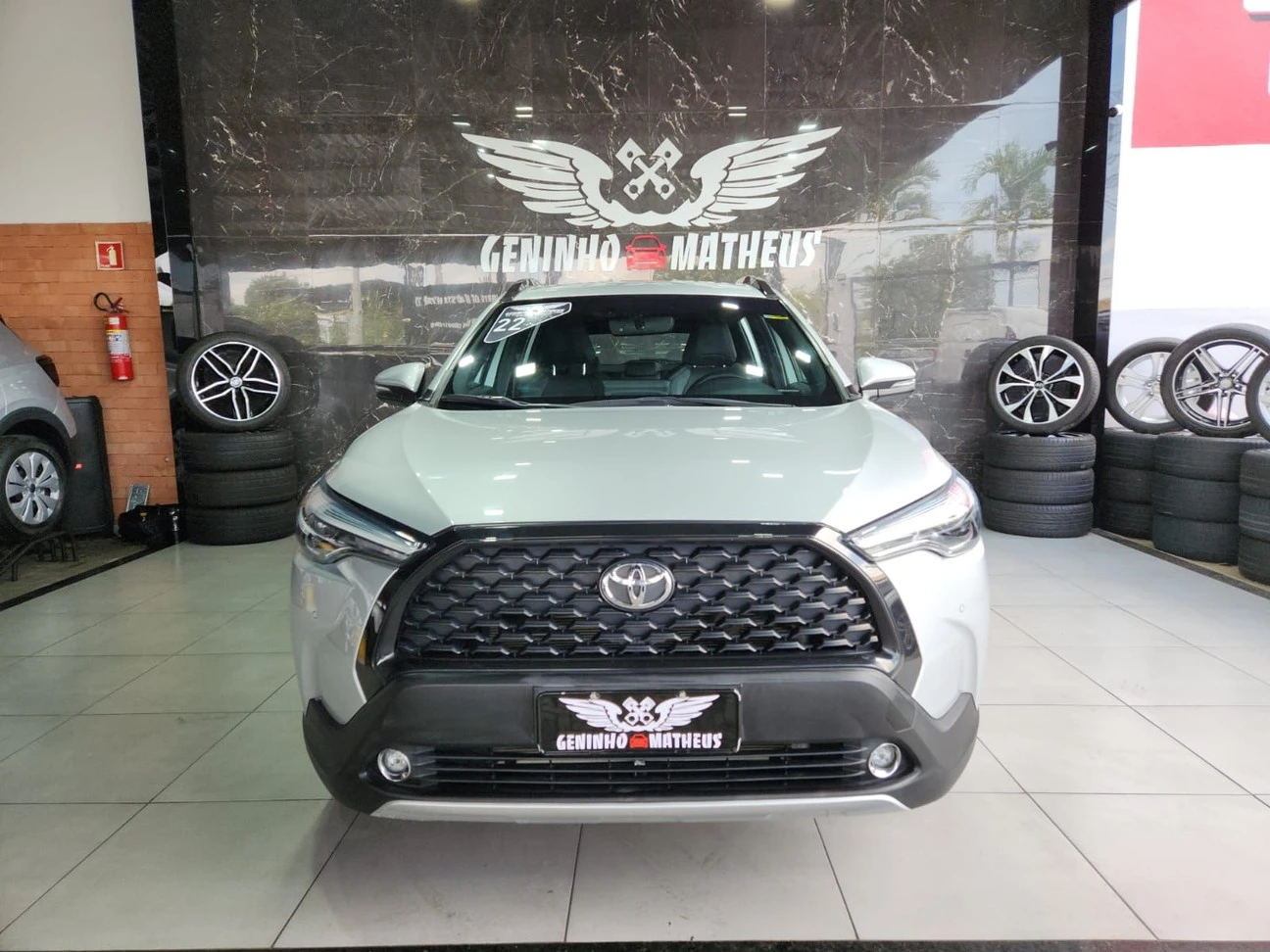 TOYOTA COROLLA CROSS
