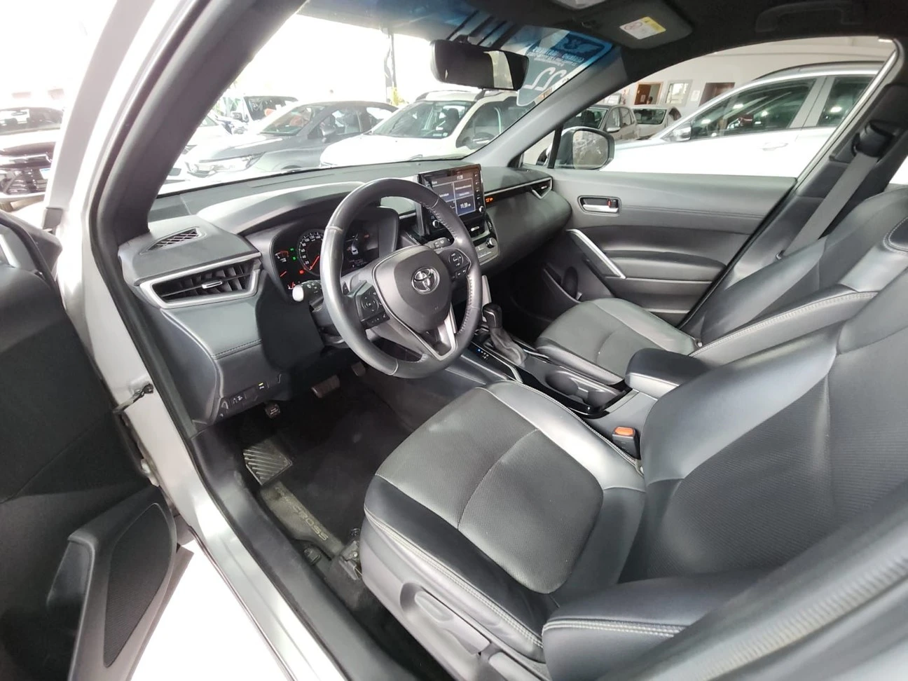 TOYOTA COROLLA CROSS
