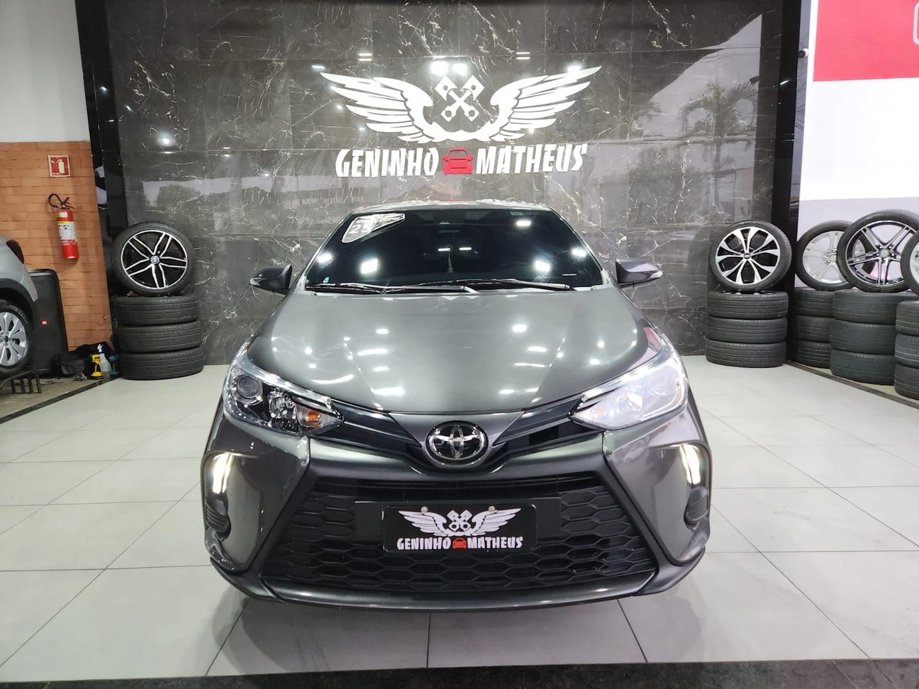 TOYOTA YARIS