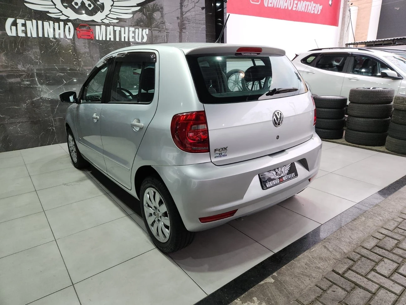 VOLKSWAGEN FOX