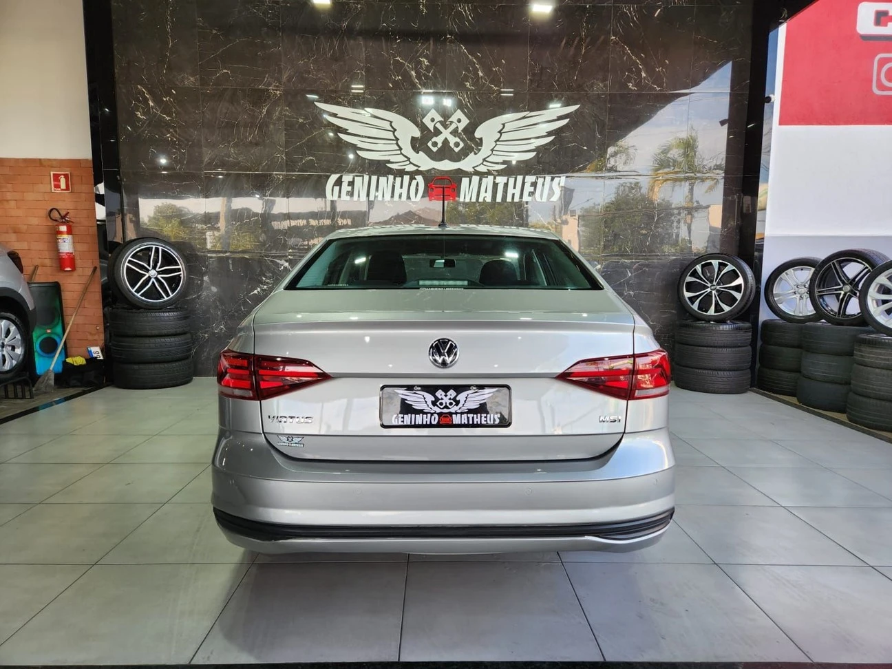 VOLKSWAGEN VIRTUS