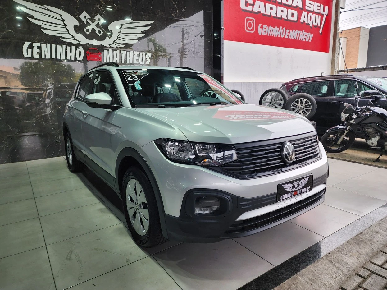 VOLKSWAGEN T-CROSS