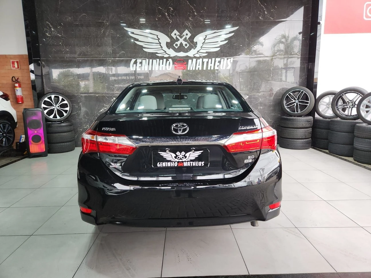 TOYOTA COROLLA