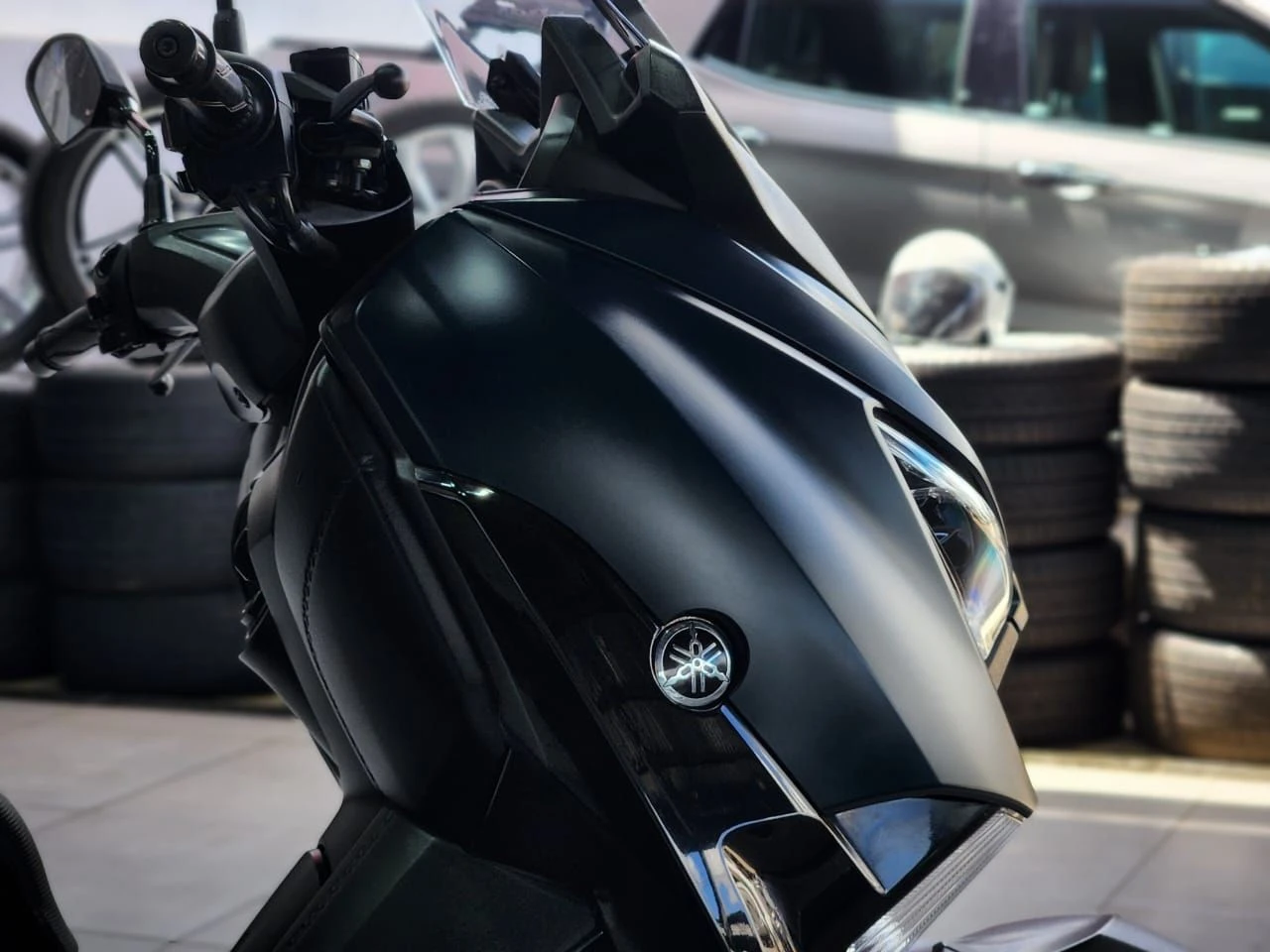 YAMAHA XMAX ABS