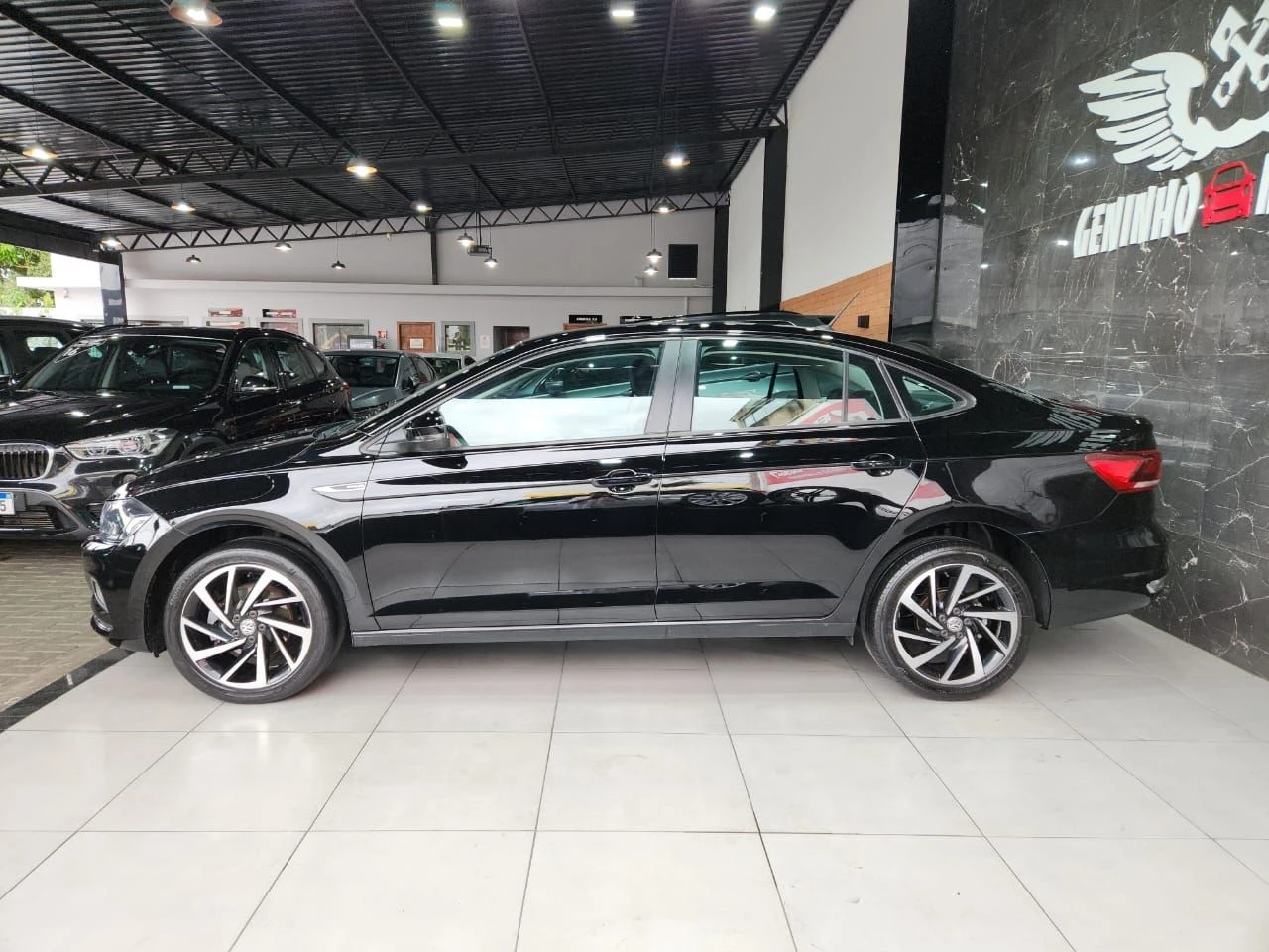 VOLKSWAGEN VIRTUS
