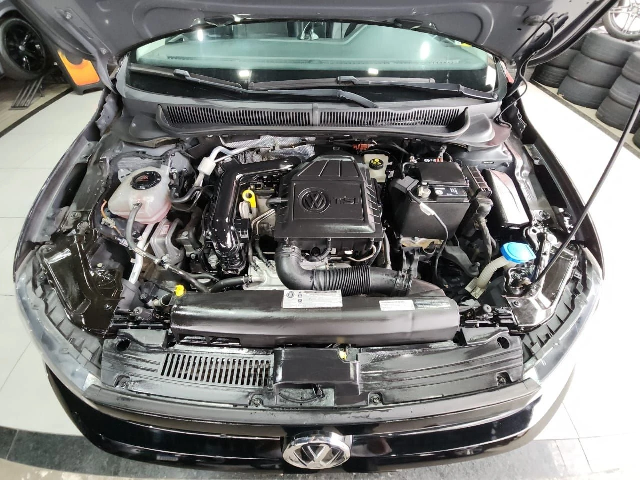 VOLKSWAGEN VIRTUS