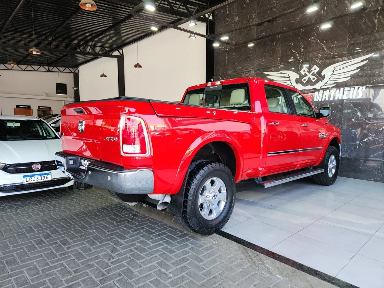 DODGE RAM