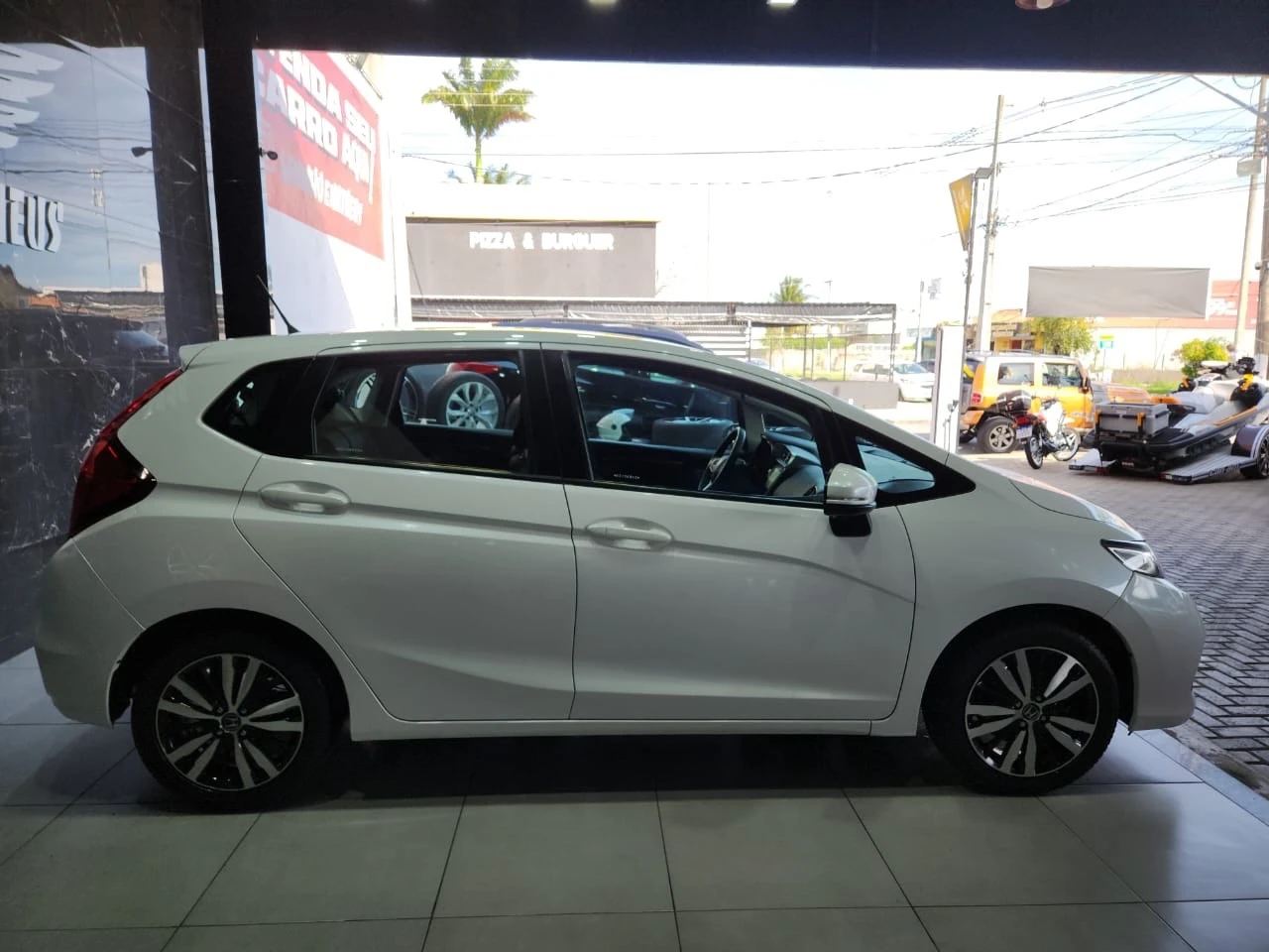 HONDA FIT