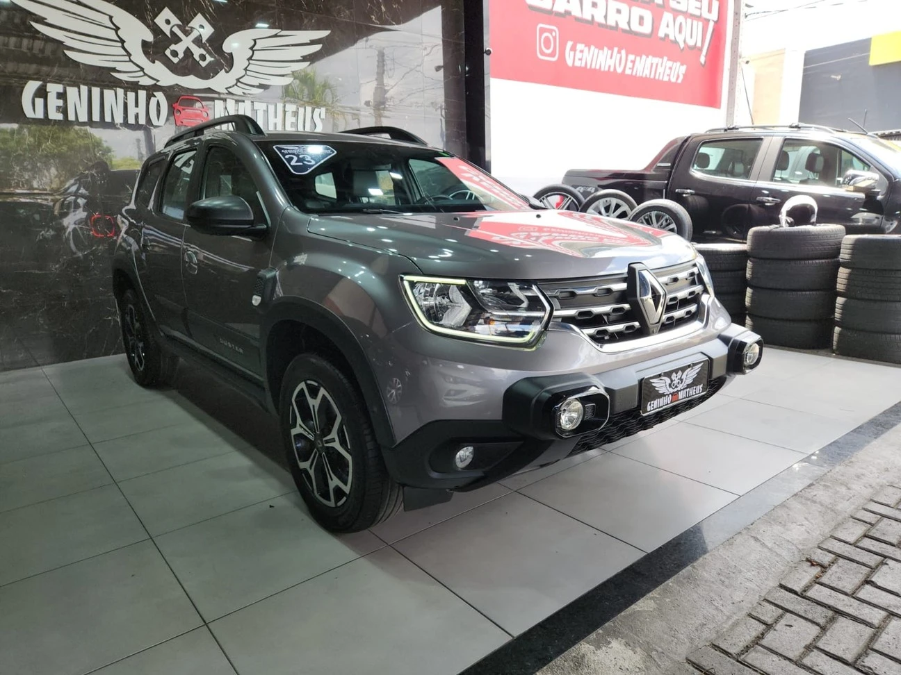 RENAULT DUSTER