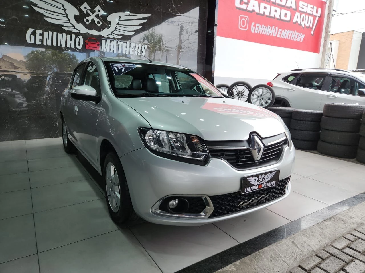 RENAULT SANDERO