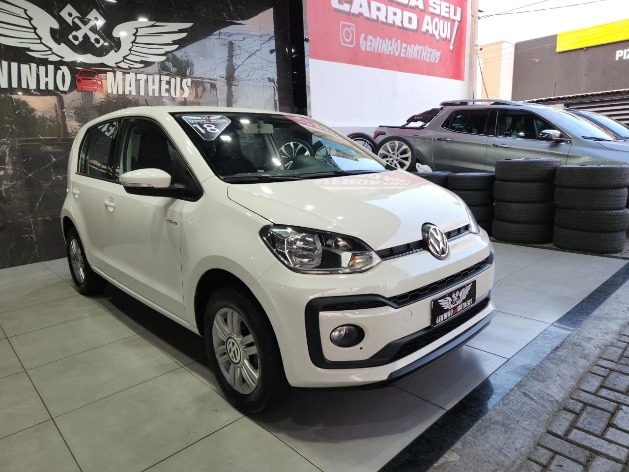VOLKSWAGEN UP