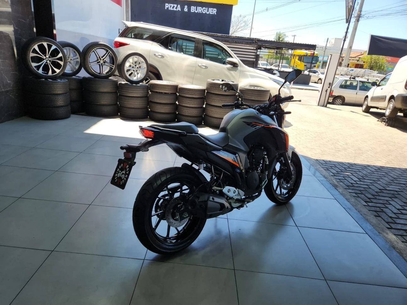 YAMAHA FZ25 FAZER ABS