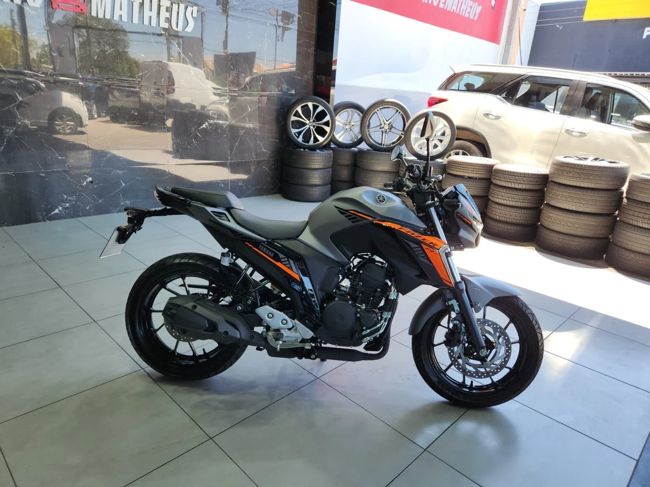 YAMAHA FZ25 FAZER ABS