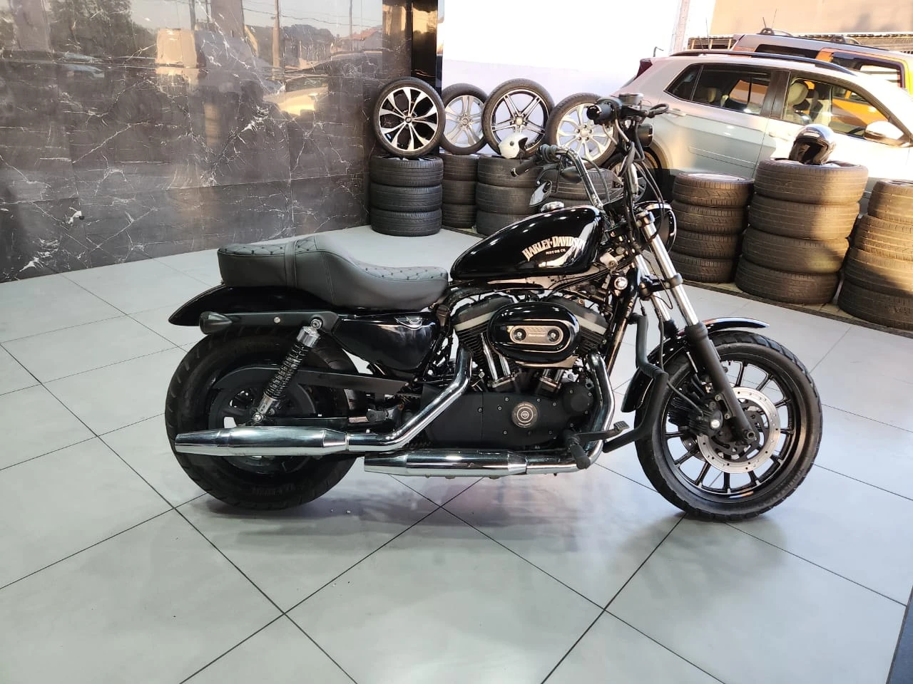HARLEY-DAVIDSON/SPORTSTER XL 883 R  2008