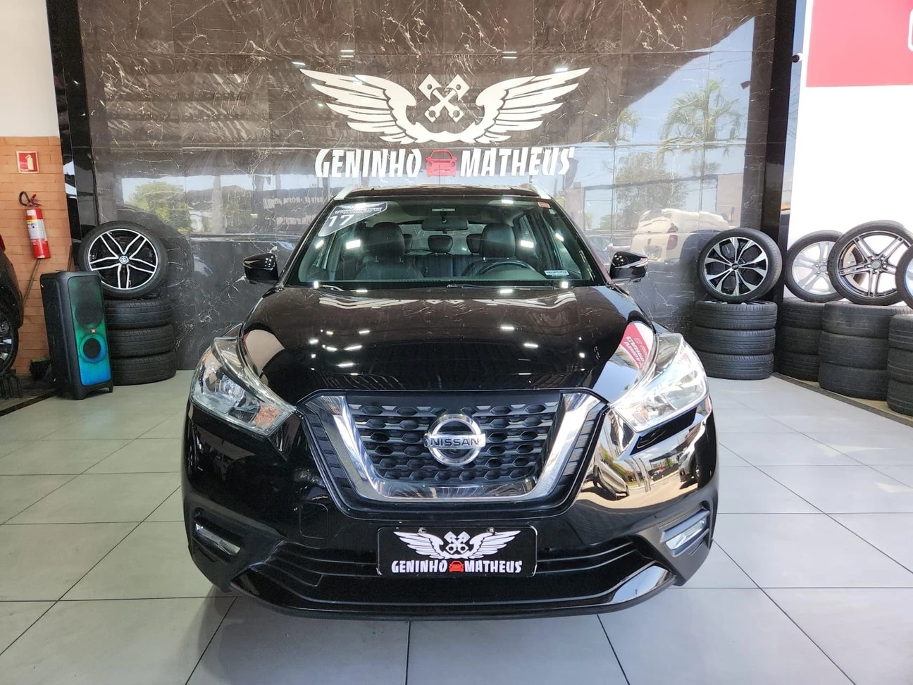 NISSAN KICKS