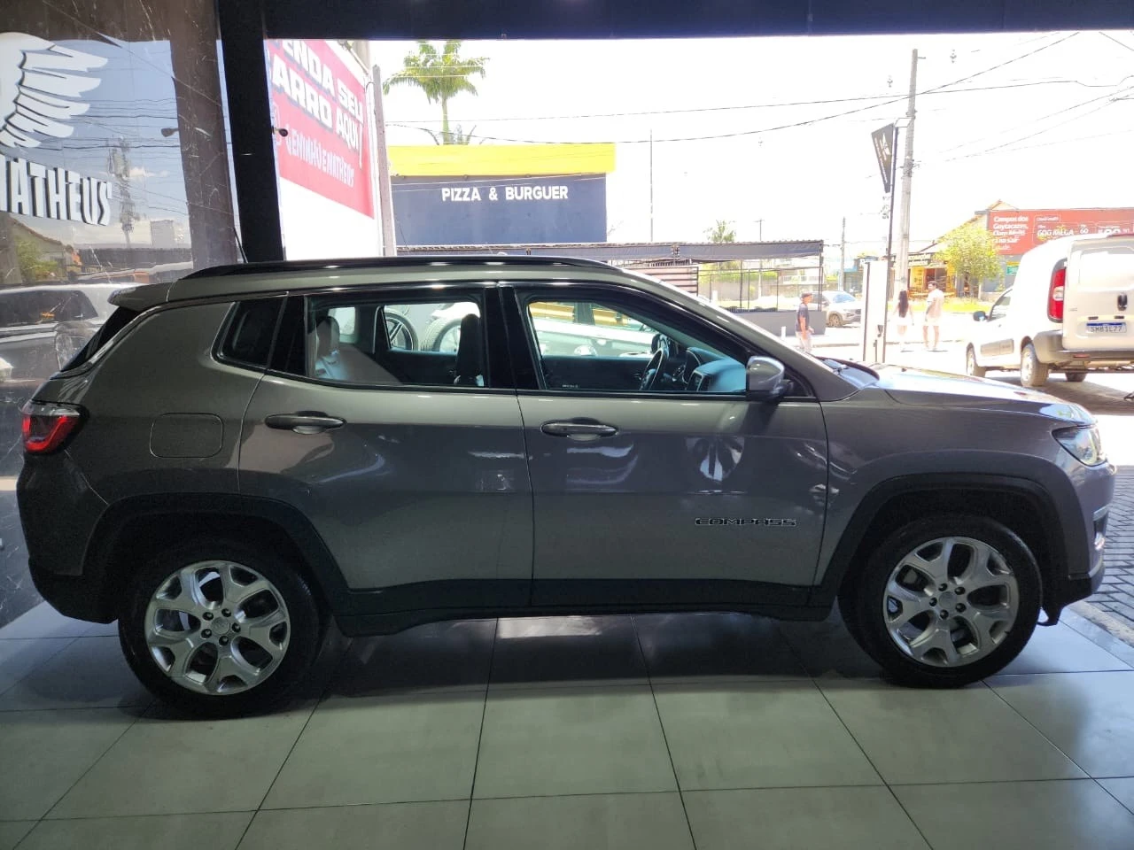 JEEP COMPASS