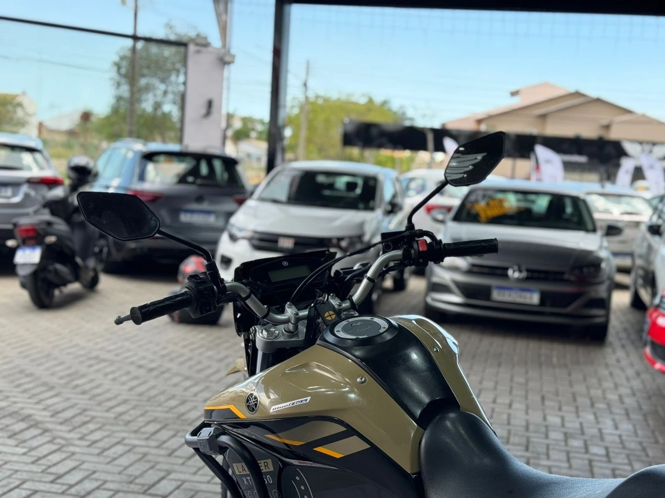 YAMAHA XTZ 250 LANDER CONNECTED