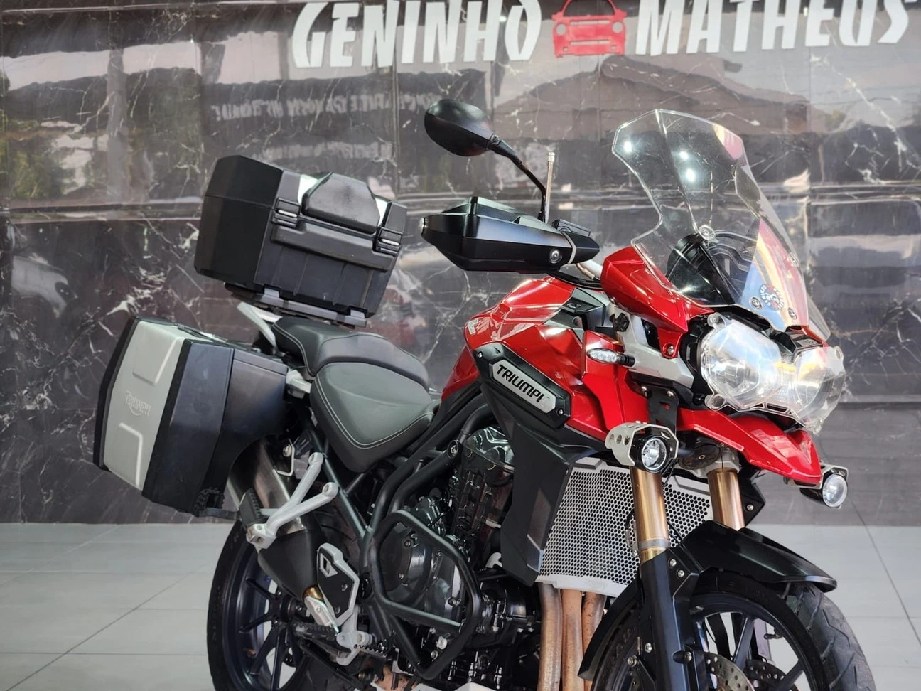 TRIUMPH TIGER EXPLORER ABS