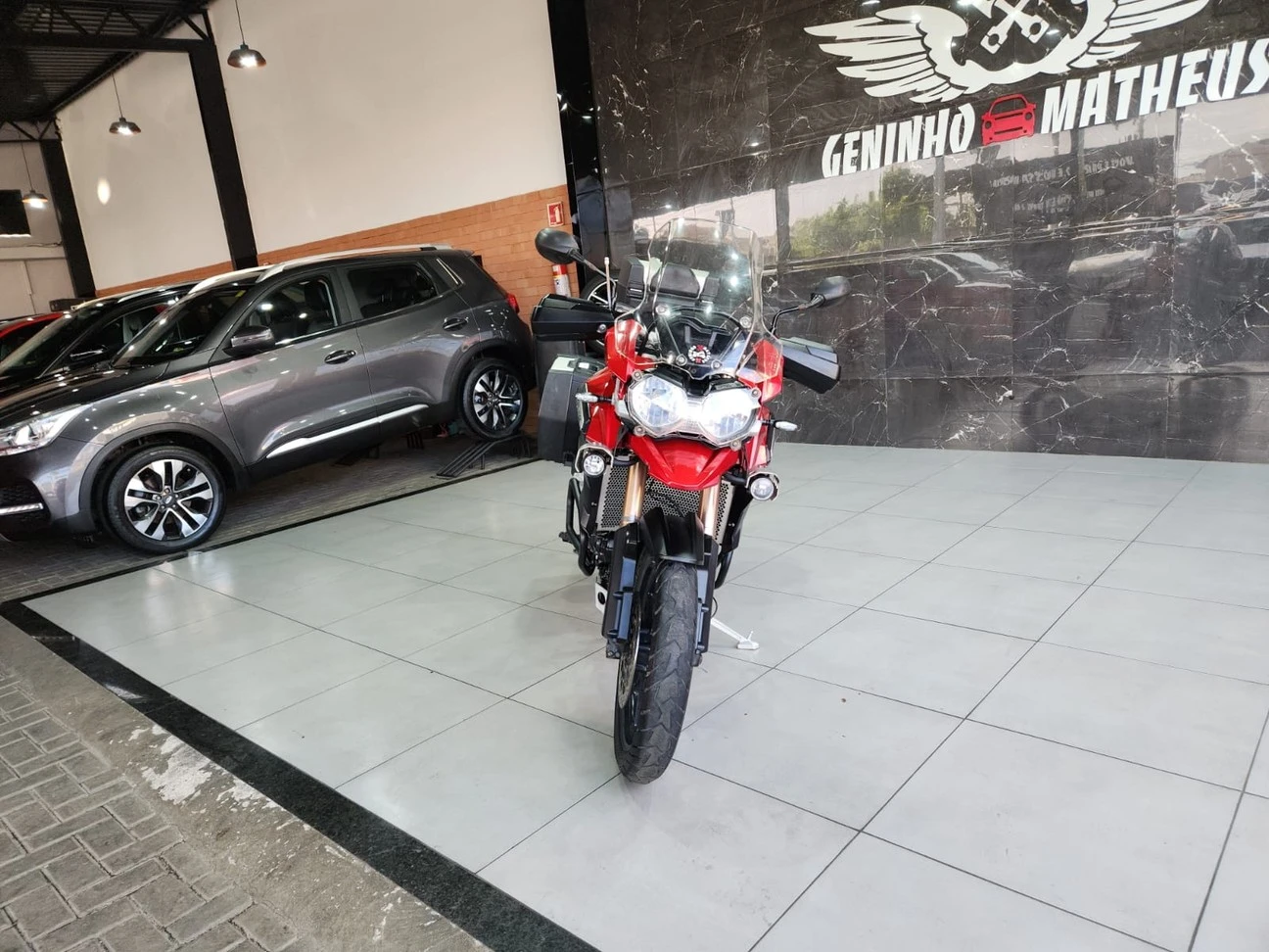 TRIUMPH TIGER EXPLORER ABS