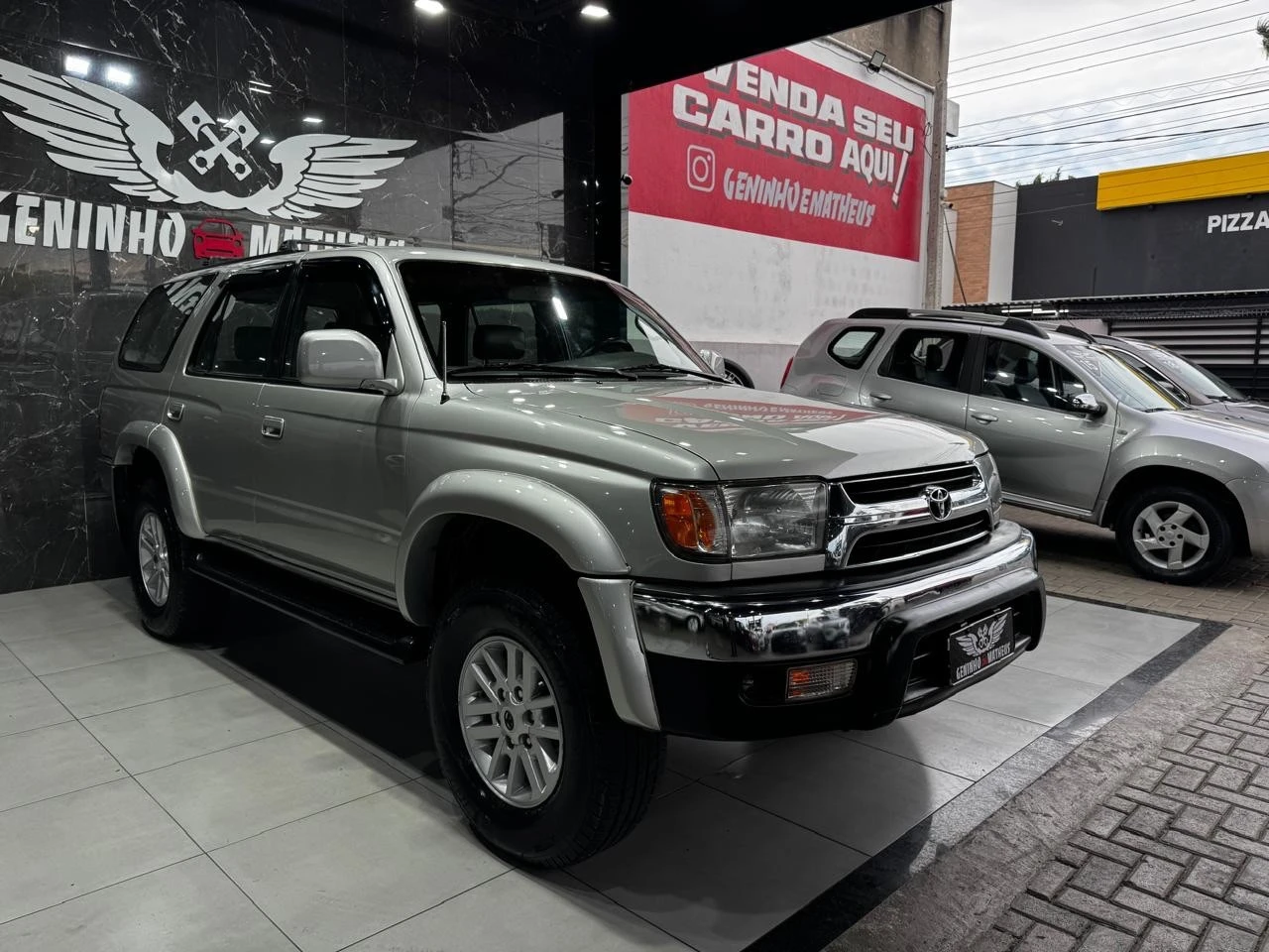 TOYOTA HILUX SW4