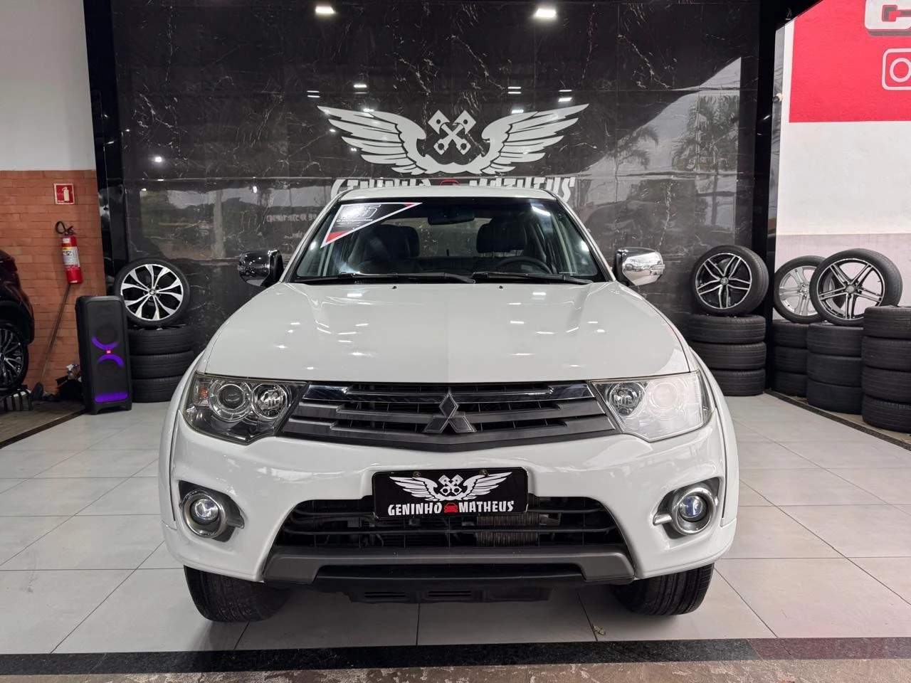 MITSUBISHI L200 TRITON