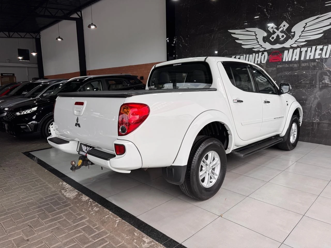 MITSUBISHI L200 TRITON