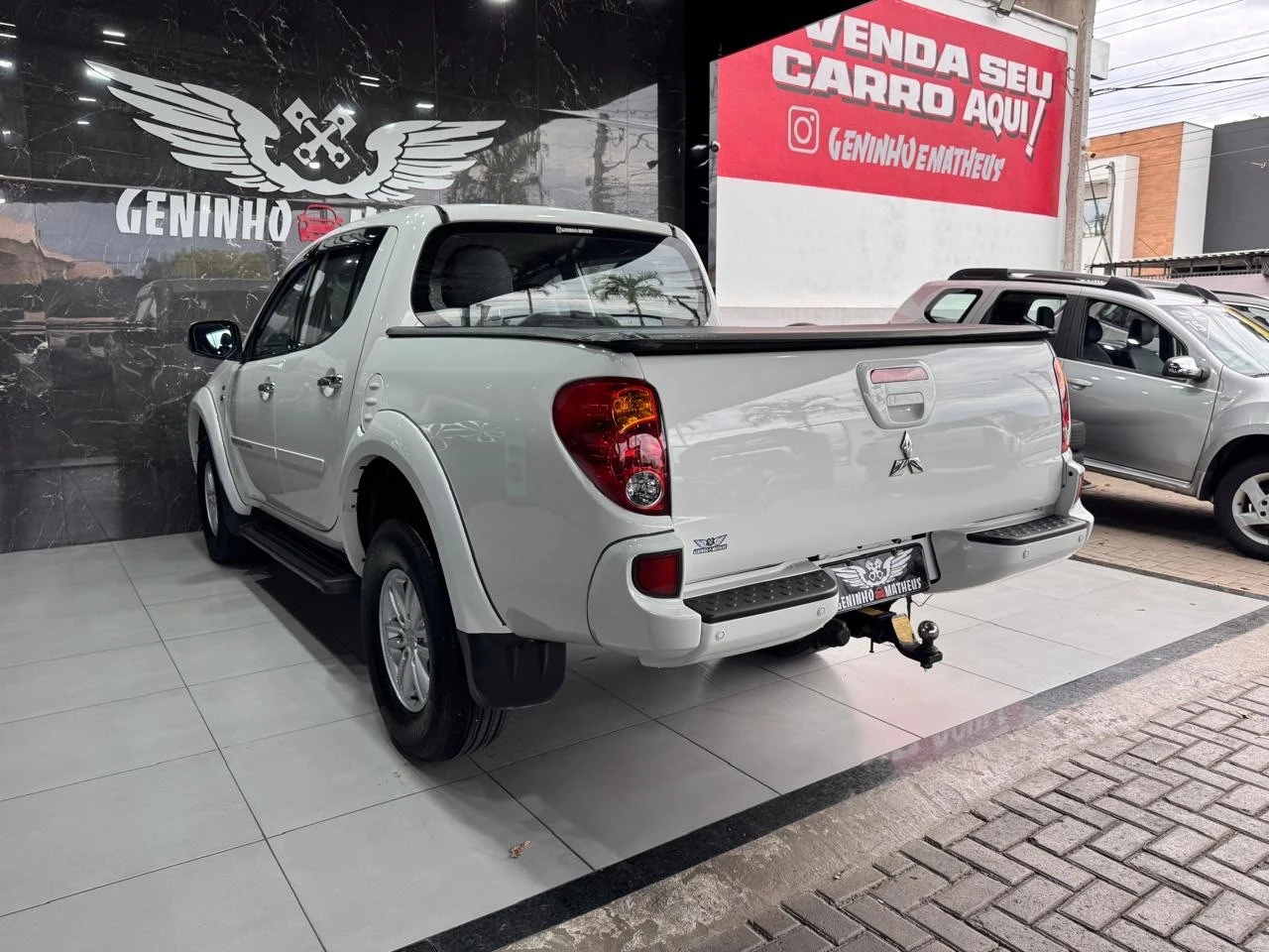 MITSUBISHI L200 TRITON