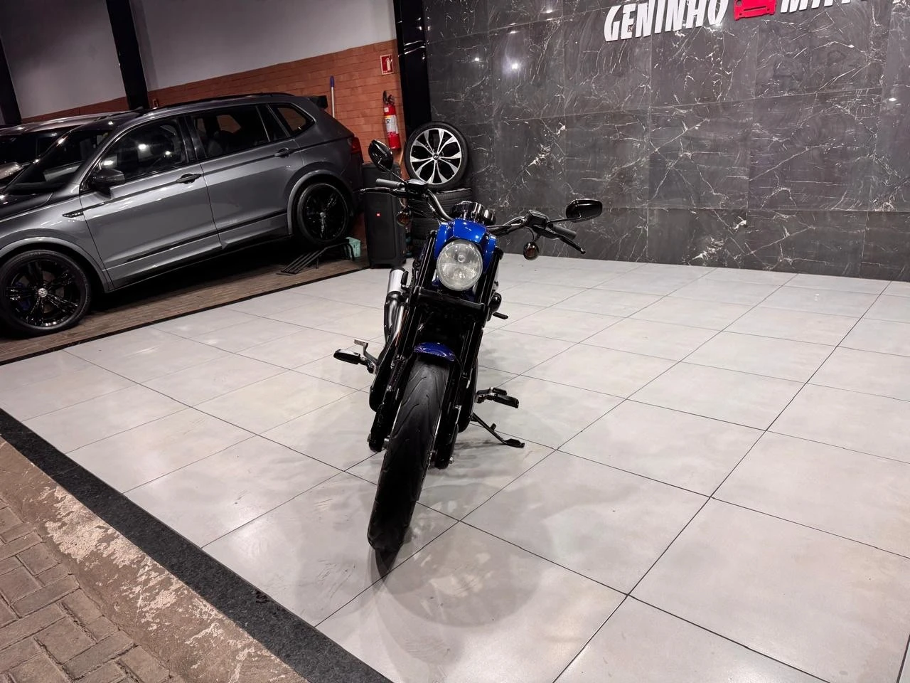 HARLEY-DAVIDSON NIGHT ROD SPECIAL