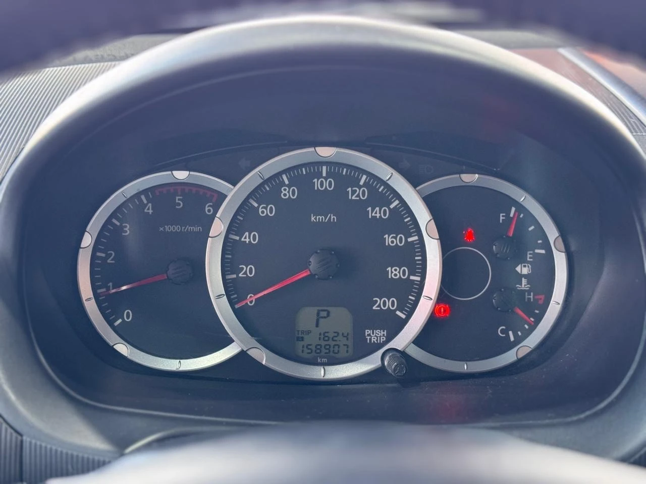 MITSUBISHI L200 TRITON