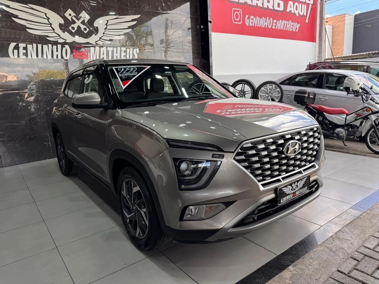 HYUNDAI CRETA