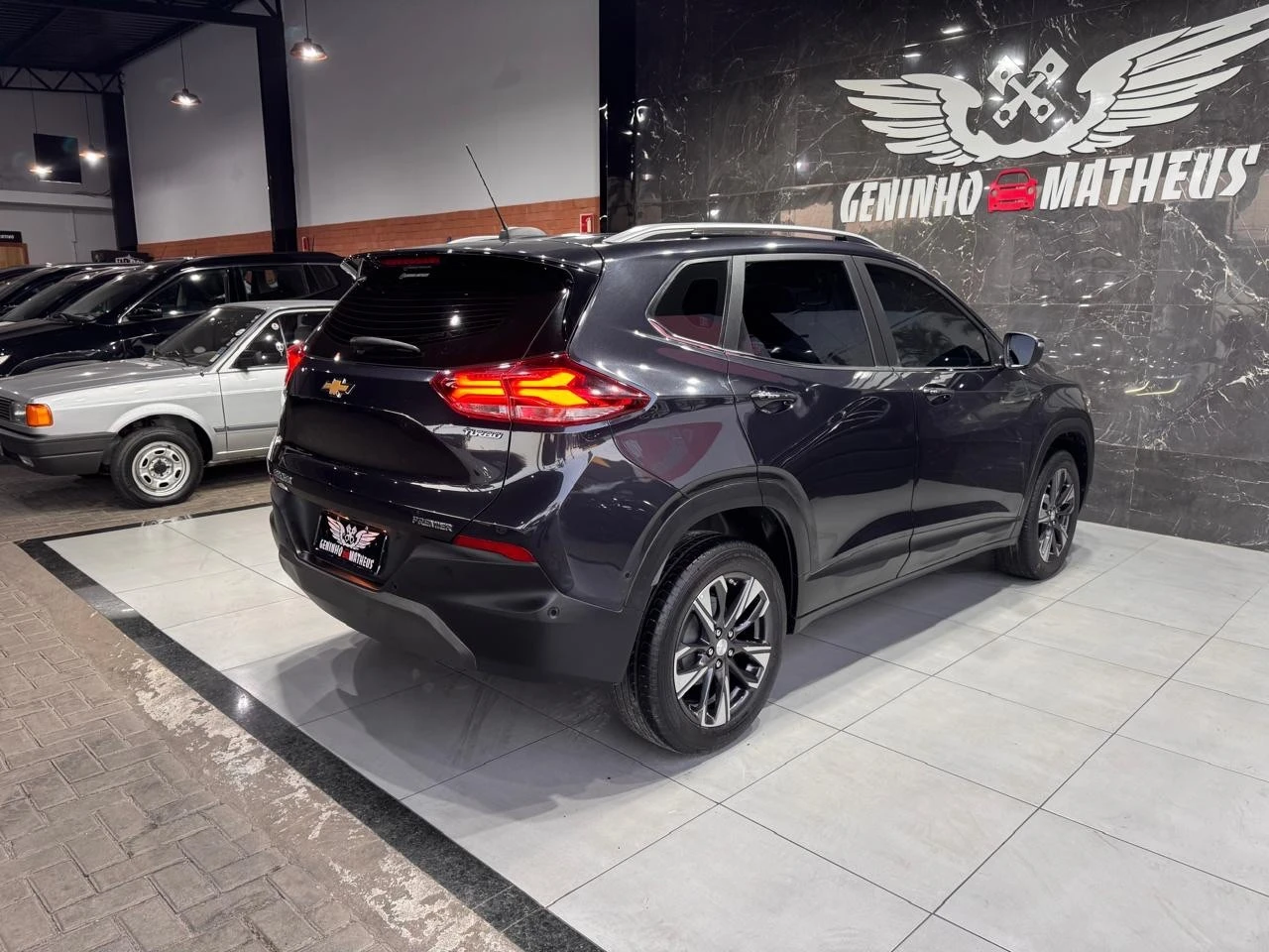 CHEVROLET TRACKER
