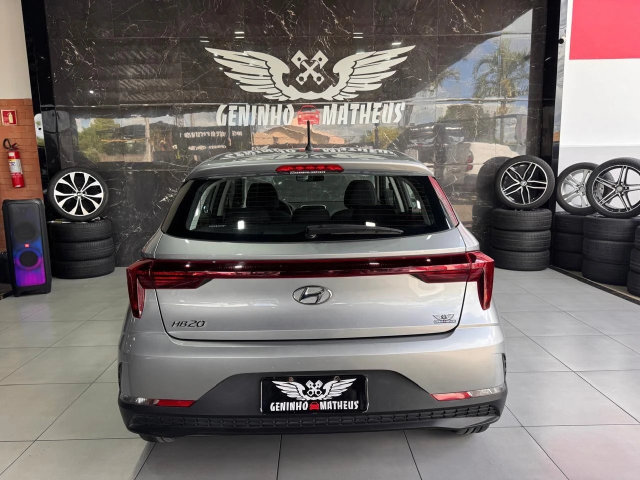 HYUNDAI HB20
