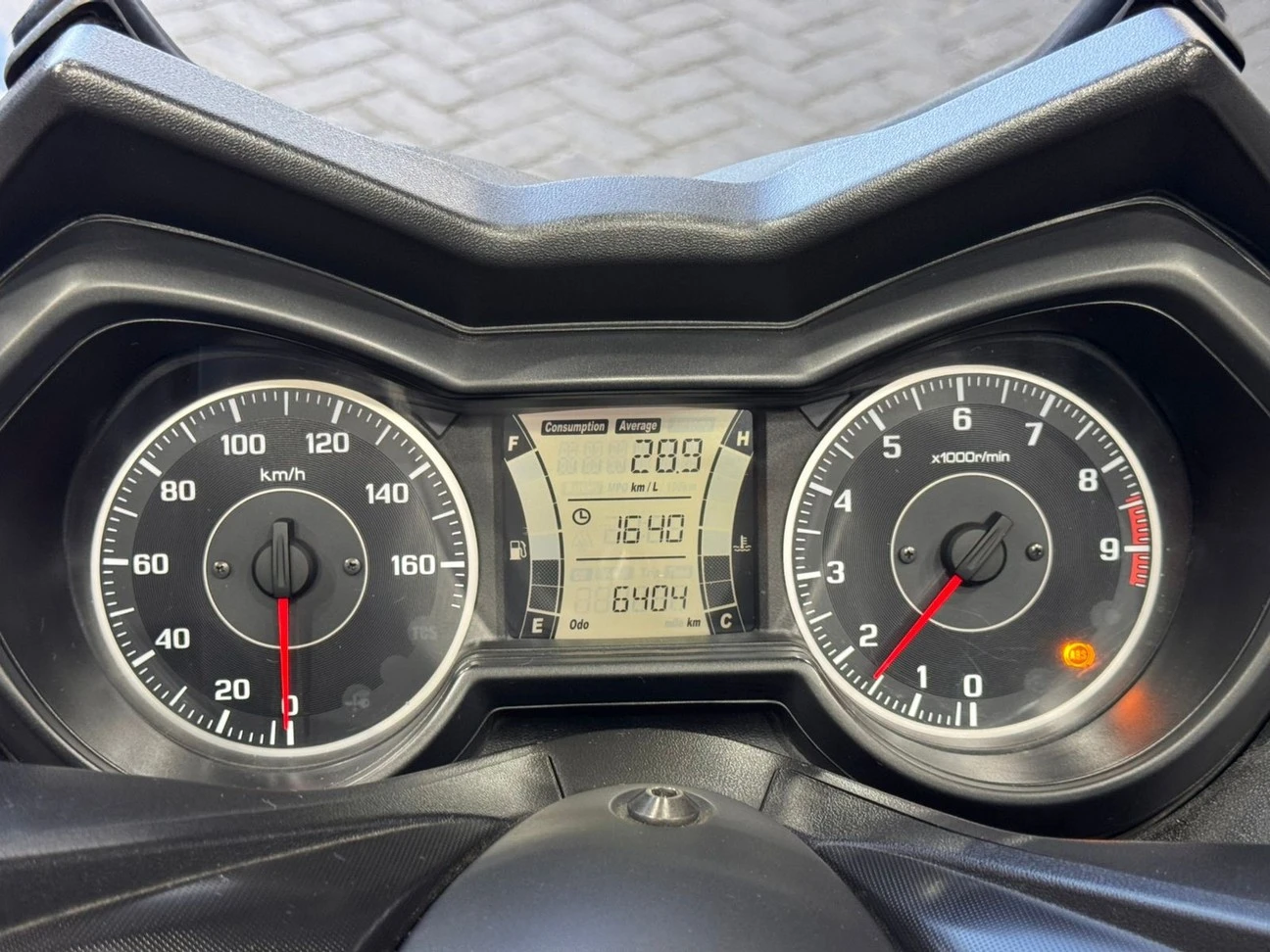YAMAHA XMAX ABS